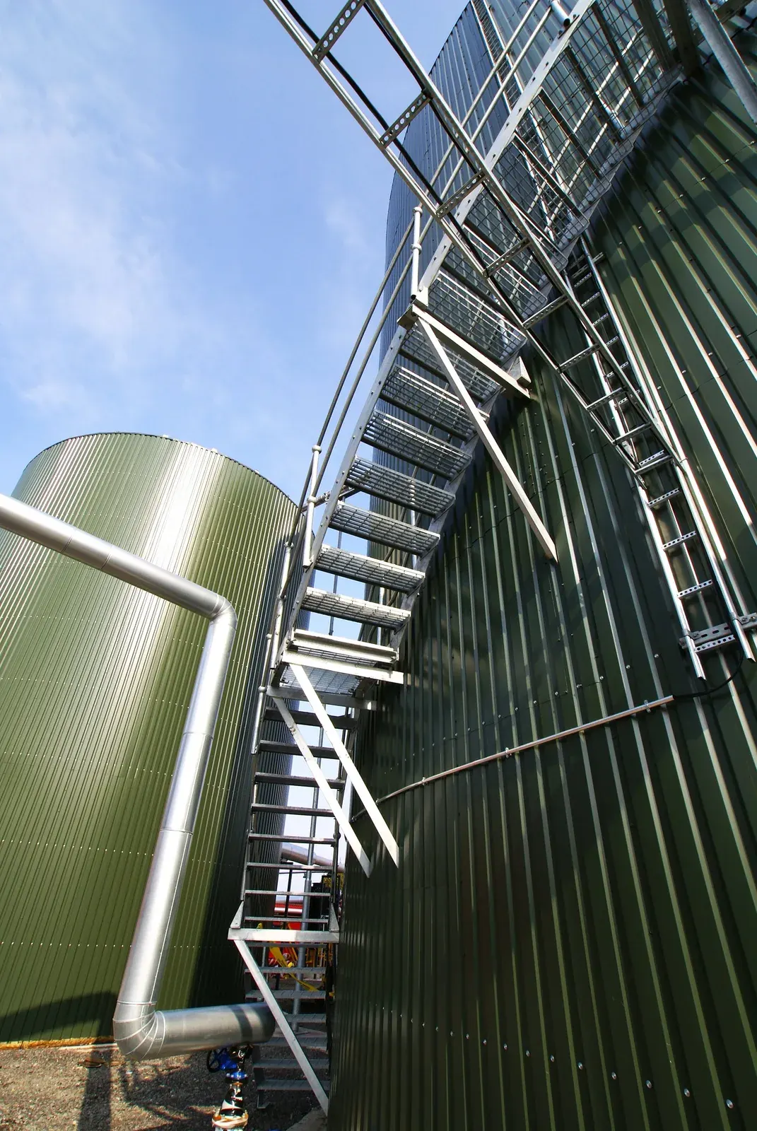 Storage tanks with access stairway